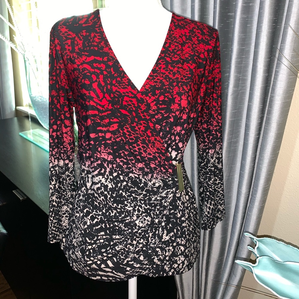 Calvin Klein snake print  beautiful top
